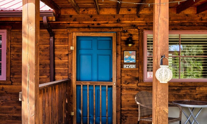 Escalante Hotel | The Loubird Inn
