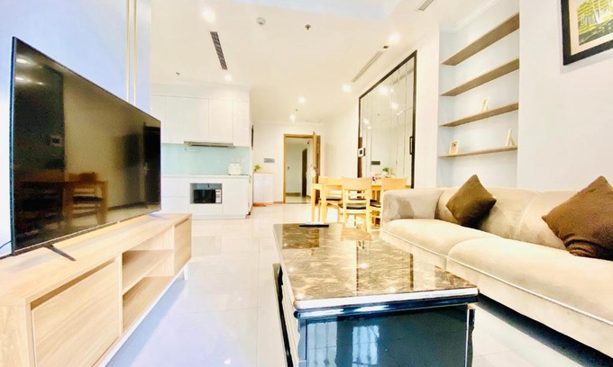 Hang Xanh House | The Luxe Nest Landmark 81