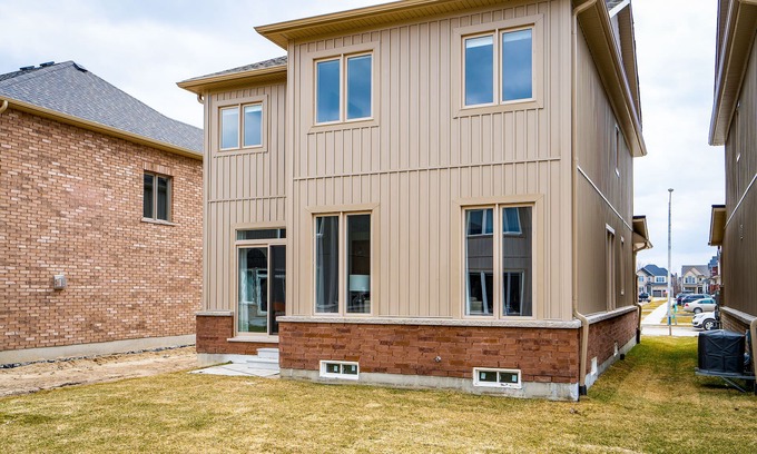 Collingwood House | The Luxurious, Charming and Elegant Home - The Sandstone!