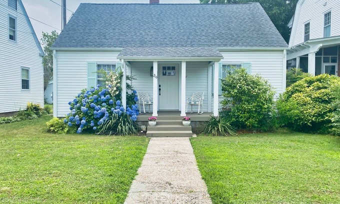 Cape Charles House | The Madison Suite - Chesapeake Properties