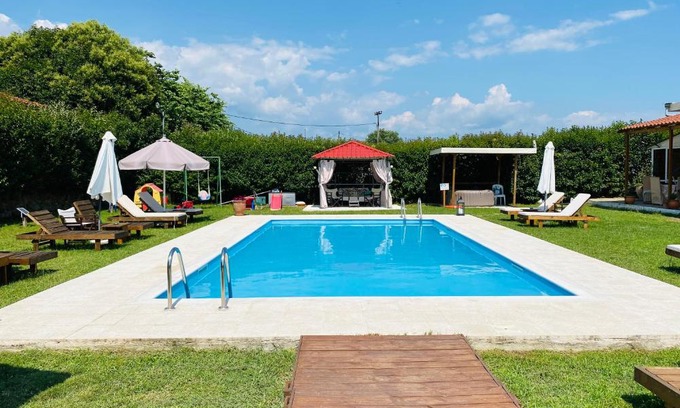 Archaia Olympia Villa | THE MANSION OF DIONISOS AND DIMITRAS 3