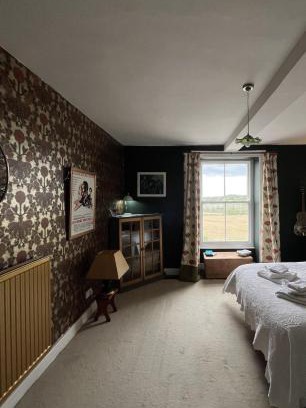 Bourton House | The Master Suite, Cotswolds Coaching Inn