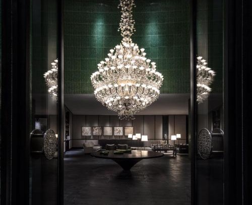 Downtown Shanghai Hotel | The Middle House