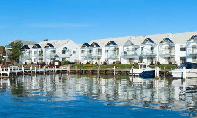 Metung Resort | The Moorings at Metung