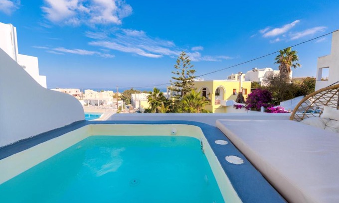 Vothon Apartment | The Muses of Santorini Private Jacuzzi Suites