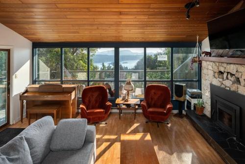Salt Spring Island House | The Mushroom Manor B&B and Cedar Sauna