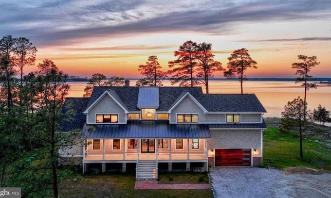 Cambridge House | The Nest at Fishing Creek