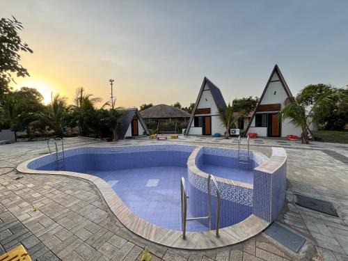 Gujarat Hotel | The nishkalank resort
