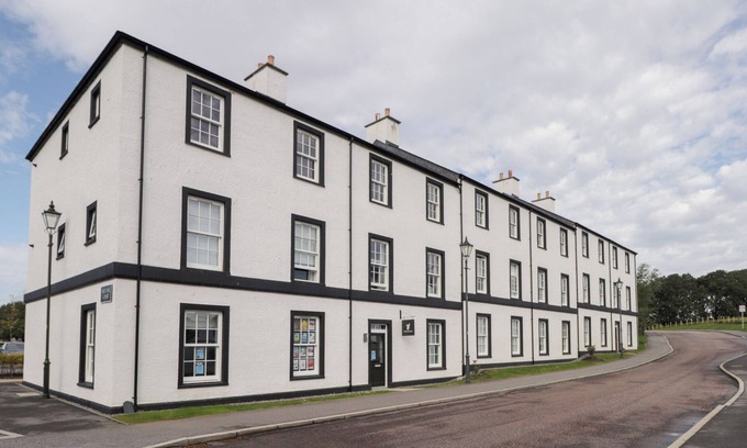 Balloch Cottage | THE NOOK, romantic, character holiday cottage in Culloden