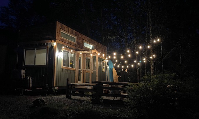 Ucluelet Cabin | The Nook Tiny House-Ucluelet