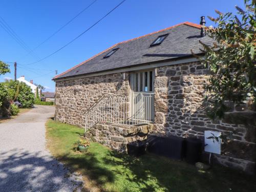 Helford Passage House | The Old Byre