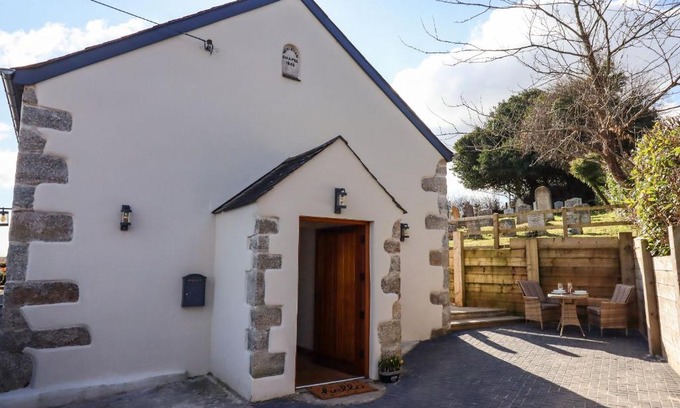 Ilsington House | The Old Chapel