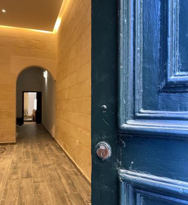 Valletta House | The Old Mint House sleeps 15