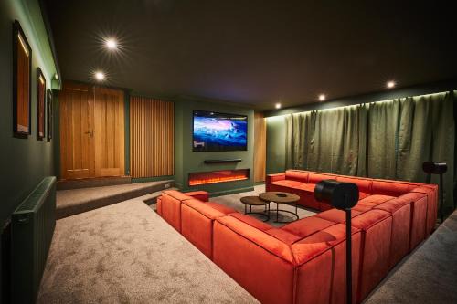Alyth House | The Old Stables - Hot Tub, Sauna and Cinema