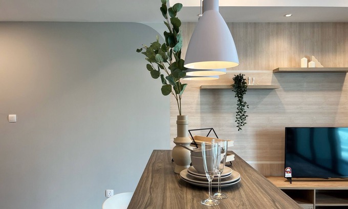 Mont Kiara Hotel | The OOAK Suites and Residences at Sunway 163 (Kiara 163)