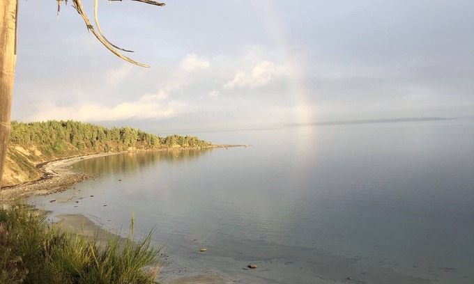 Savary Island RV Rental | The Orca on Savary Island Tent 3