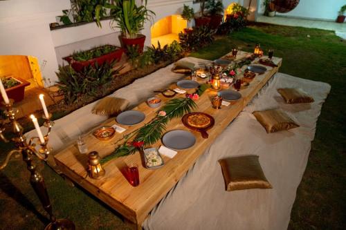 Jaipur District Villa | The Palace - 6 room Garden Villa with Bathtubs and Jacuzzi
