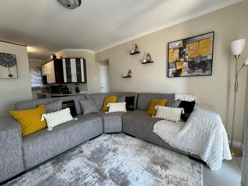 Kimberley Apartment | The Palms Unit 5
