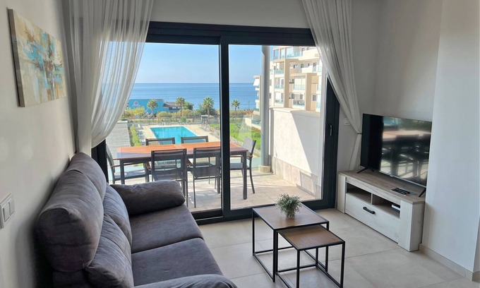 Ayamonte Apartment | The Paradise Apartment. ¡Incredible luxury front line beach apartment!