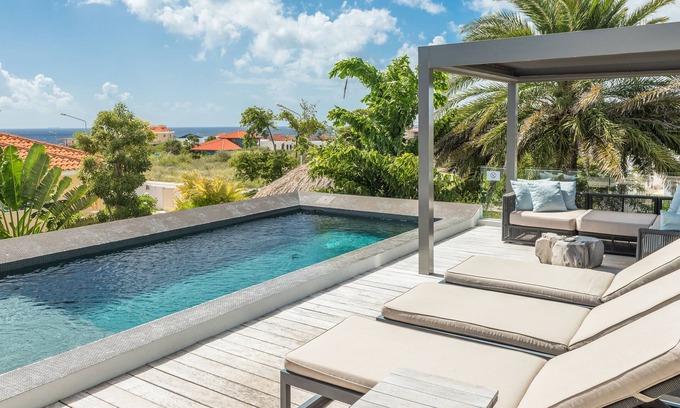 Jan Thiel Villa | The Pearl of Jan Thiel, private pool, gym and game room 2