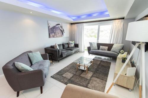 Summerstrand Apartment | The Pearls 2nd Floor Luxury Apartment