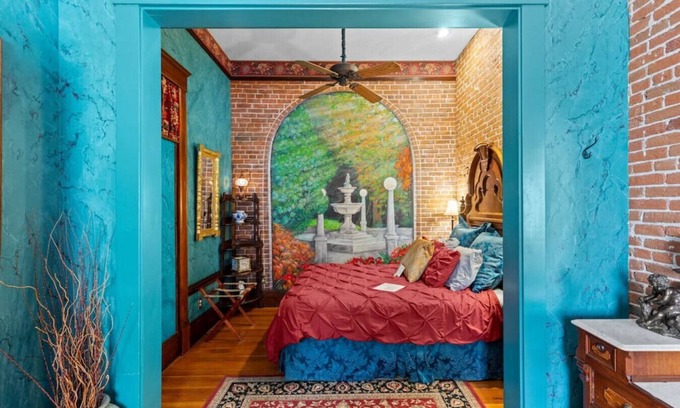Historic Railroad District Hotel | The Peerless Hotel | Signature ADA Room #1 | Artist`s Abode