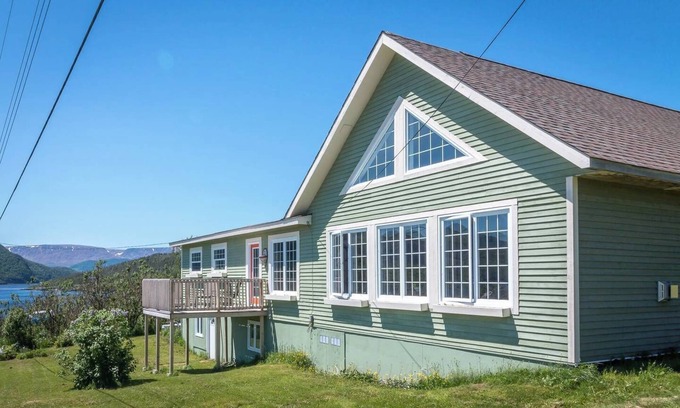 Norris Point Ski Chalet | The Peridot Chalet - where beauty and peace unite