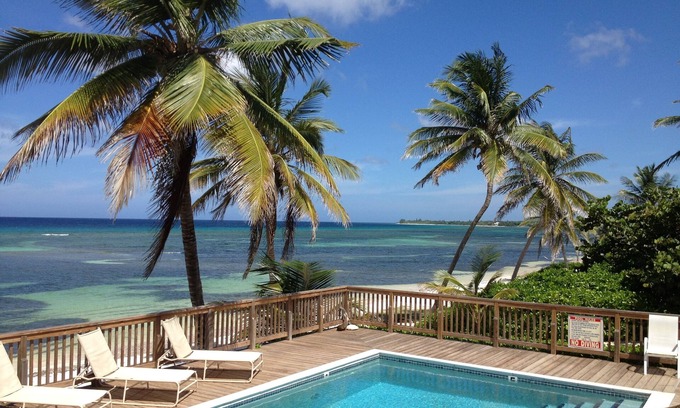 Rum Point House | The Pink Beach House - Private House and Pool directly on the Beach, Rum Point
