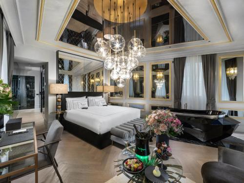 Porta Nuova Hotel | The Plein Hotel - Small Luxury Hotels of the World