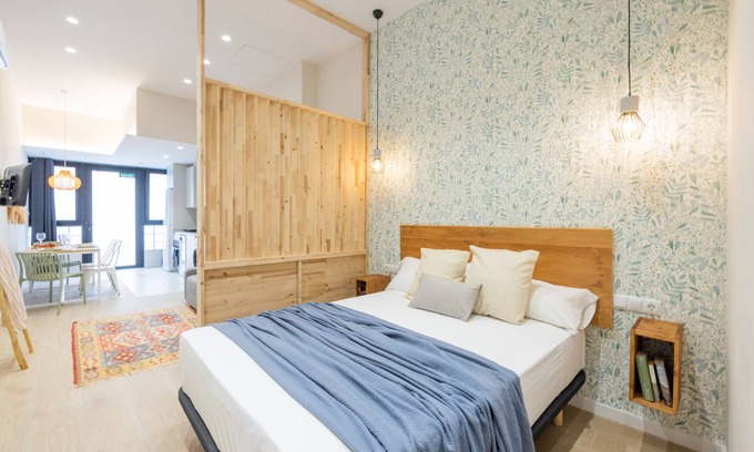 Poblats Maritims Apartment | The Port Beach Valencia Room IX by Florit Flats