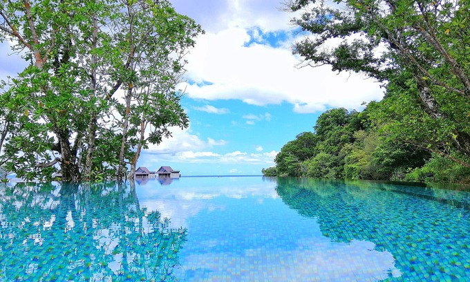 Meyungs Hotel | The Pristine Villas and Bungalows at Palau Pacific Resort