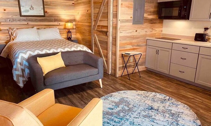Coram Cabin | The Red Station by Glacier - Cabin #7 with AC and laundry