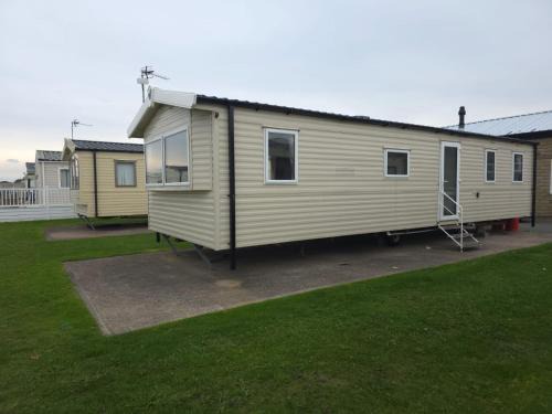 Towyn Apartment | The Retreat Vacation