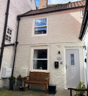 Whitby House | The Rockpool Holiday Cottage