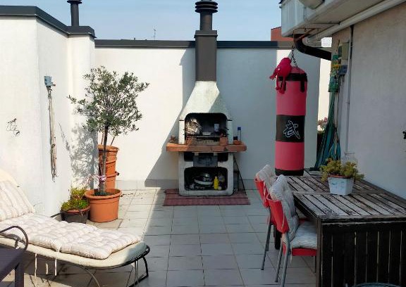Pero Apartment | THE ROOFTOP