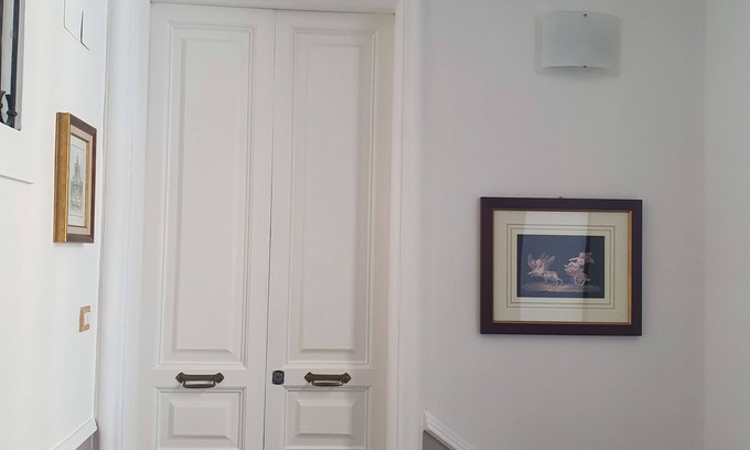Picanello-Ognina-Barriera-Canalicchio House | THE ROYAL SUITE DONINI