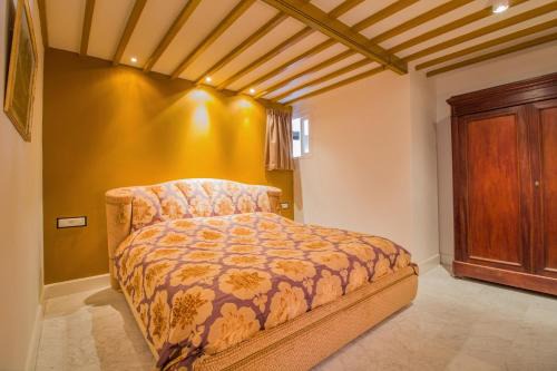 The Hague Center Apartment | The Royal Suite - R.Q.C.