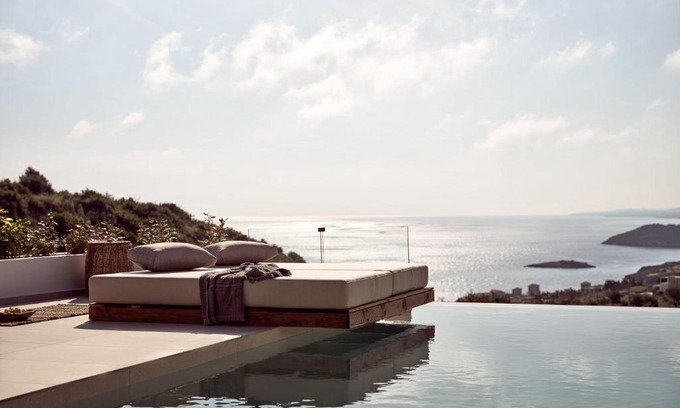 Skinaria Apartment | The Sall Suites Complex A - Iconic Sea Views, by ZanteWize