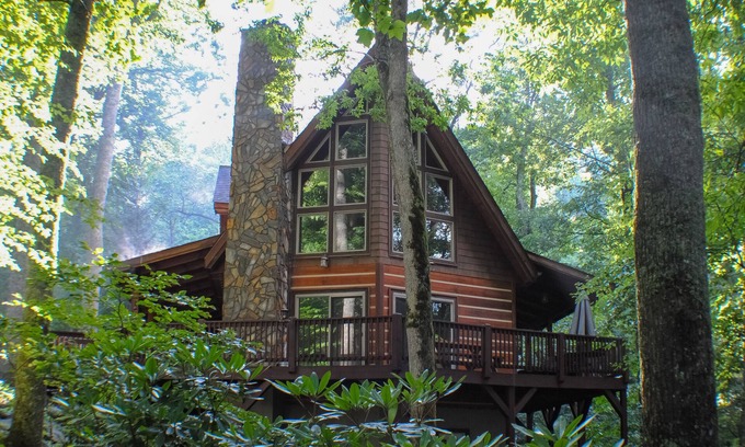 Boone Cabin | The Sanctuary - *Prime Location *Secluded *Serene *Spacious