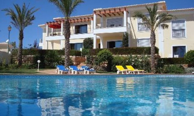 Porto de Mos Apartment | The Sanctuary