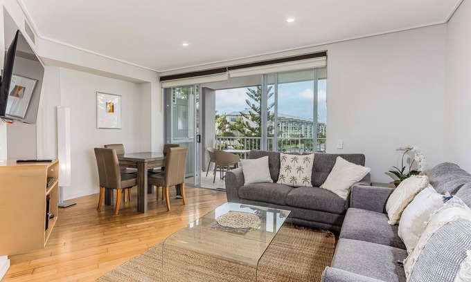 Kingscliff Apartment | The Sand Resort Kingscliff -One Bed Spa Suite (4202)