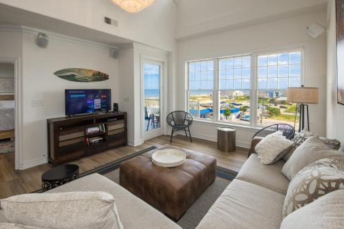 Sandbridge Apartment | The Sandbridge Dunes - Lovely Day 404