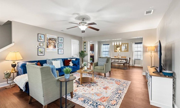 Savannah House | The Savannah Retreat-4BR/2.5 BA Home In Charming Savannah