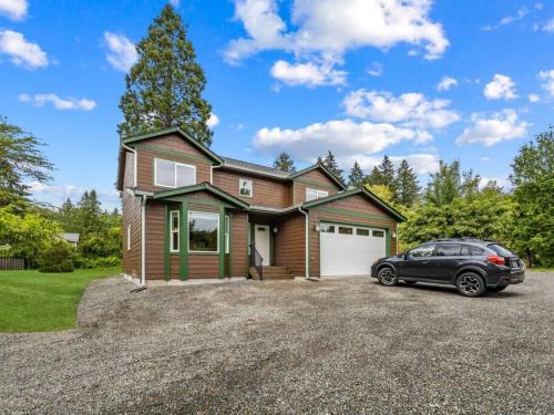 Olympia House | The Sequoia a New 4bd with Soak Tub and Sauna Olympia