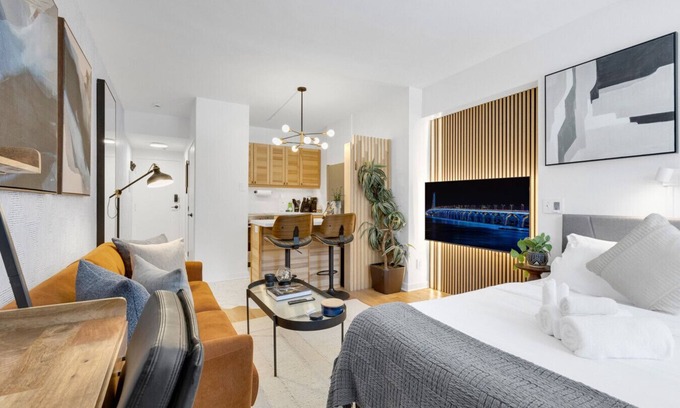 Milton Park Apartment | The Sherbrooke Experience Room 99