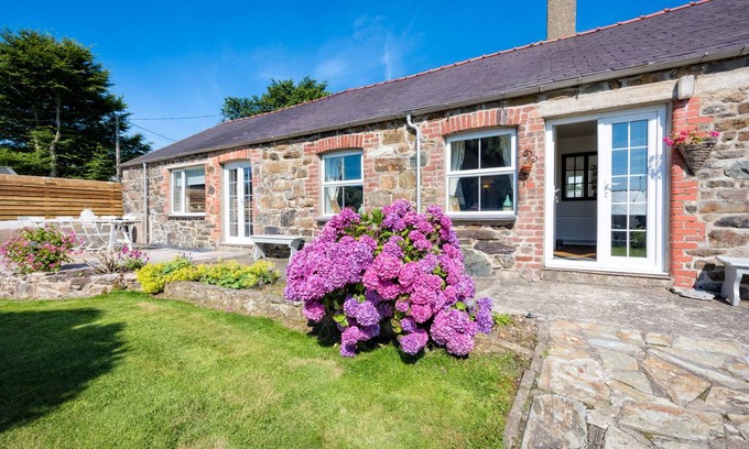 Llanengan Cottage | The Shippons