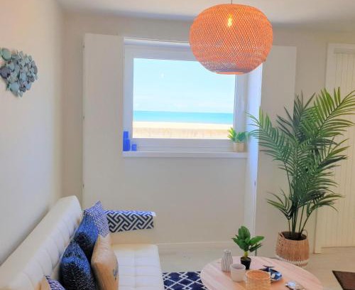 Espinho House | The Shore @ Atlantic Beach - Waterfront Beach House, Tiny Pool, Terrasse