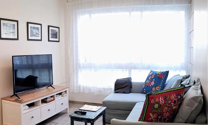 Mamilla Apartment | The Sokolov Condo