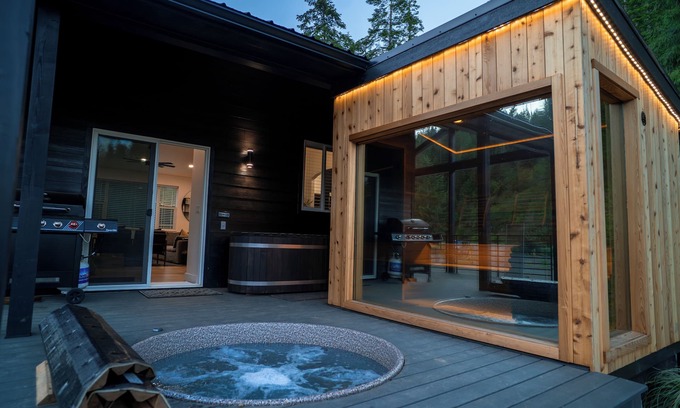Coeur d'Alene House | The Spa Cabin at Fernan Creek