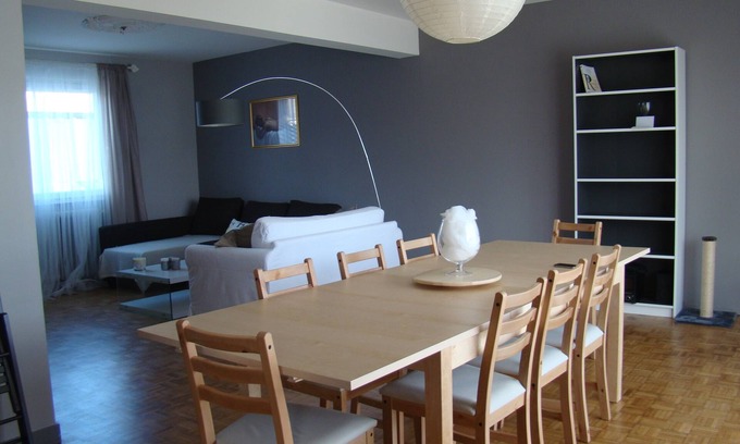 Plestin-les-Greves Apartment | the spacious "plestinais" duplex near the beaches